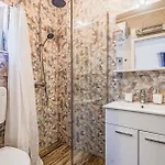 2 Bedroom Amazing In * Potomje