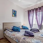 Gorgeous Apartment In Potomje With House Sea View Appartement *