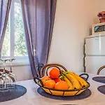 Gorgeous Apartment In Potomje With House Sea View * Potomje